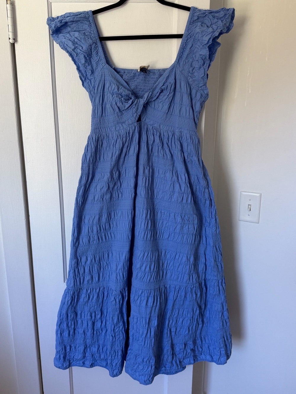 Universal Thread Periwinkle Midi Ruched Dress - Picture 2 of 11